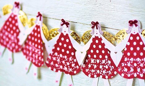 make your christmas decoration popular