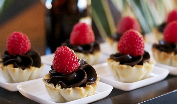 CREAMY CHOCOLATE CUPS