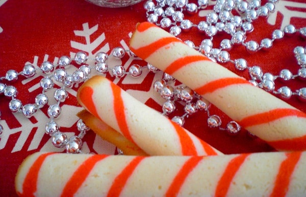 CANDY STRIPE COOKIE STICKS