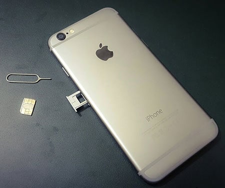 how to remove sim card from iphone